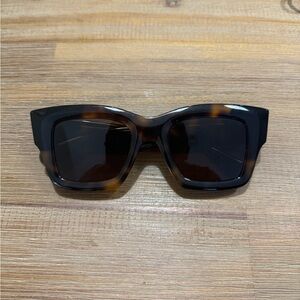 Jacquemus Les Lunettes Baci Sunglasses - Tortoiseshell - oversize frames